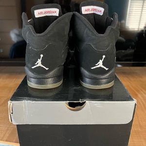 Air Jordan 5 Retro “Metallic”
